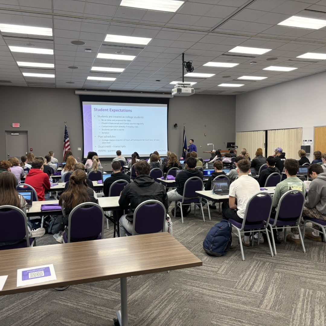 Image of high school students attending K-State Salina pre-college new student orientation